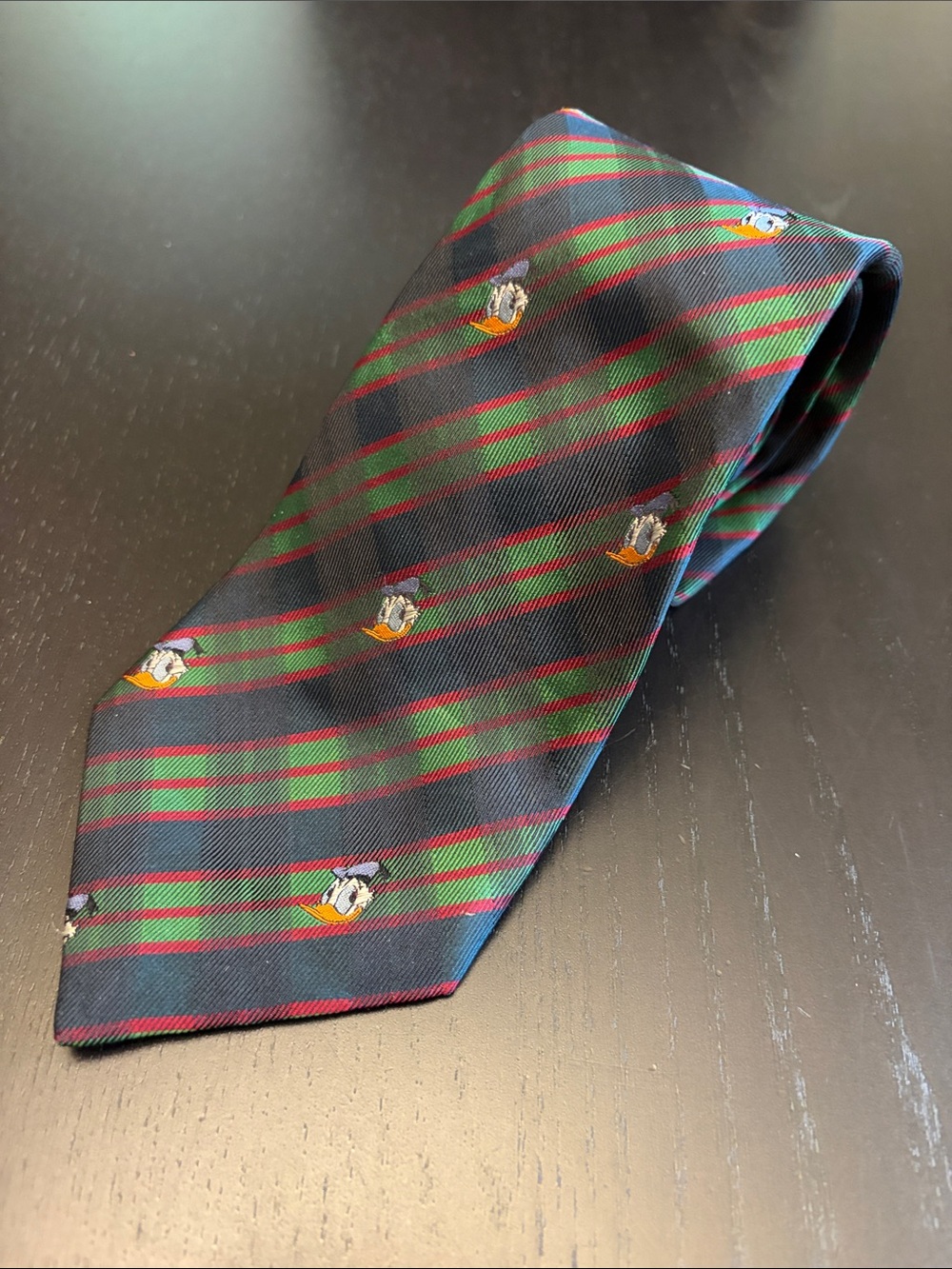 Vintage 1990 Disney Donald Duck 100% Silk Tie Made in England